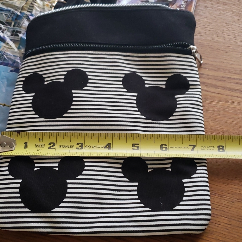 Disney Crossbody - Picture 7 of 7